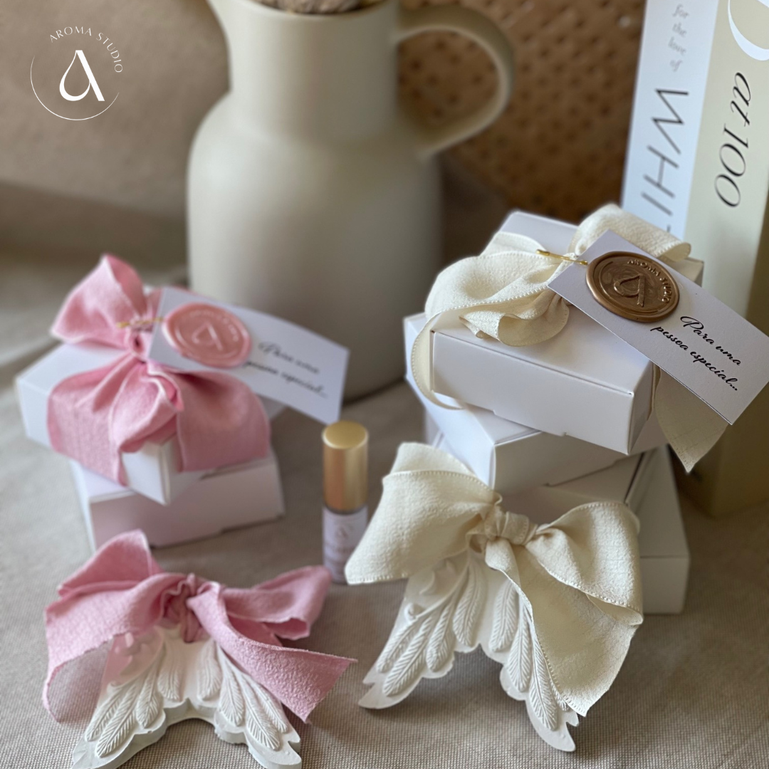 Gesso Perfumado Asas Anjo + Frasco Perfume Concentrado