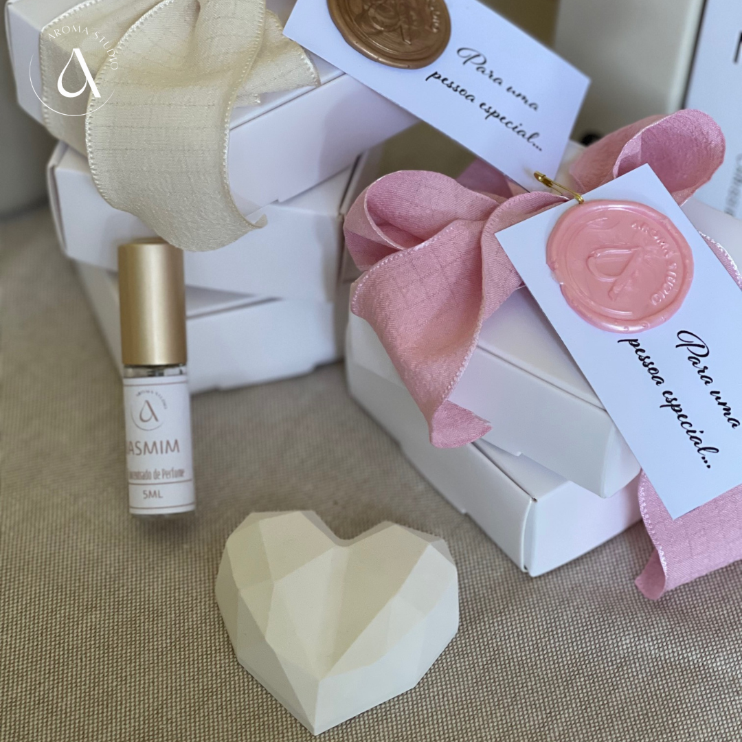 Gesso Perfumado Coração + Frasco Perfume Concentrado