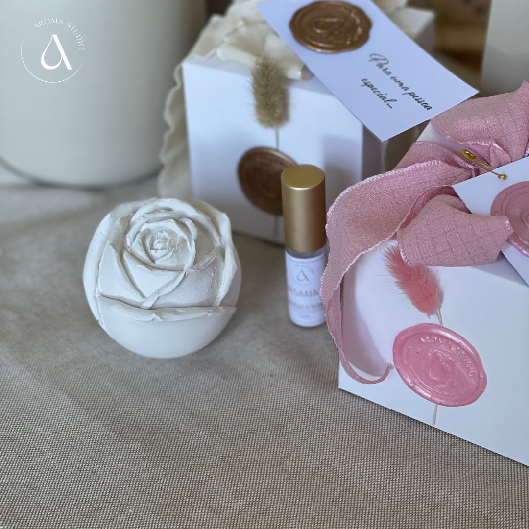 Gesso Perfumado Rosa + Frasco Perfume Concentrado