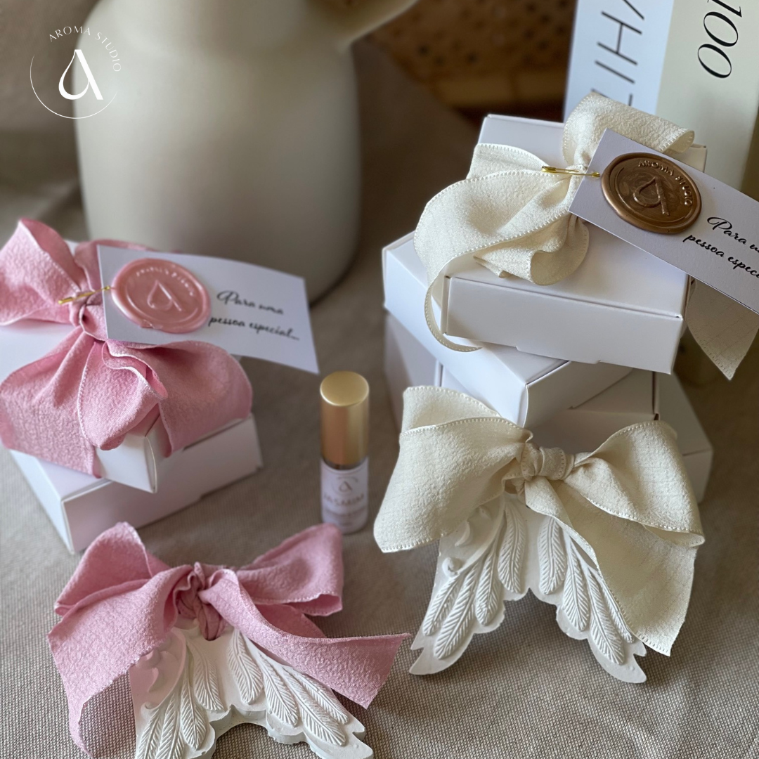Gesso Perfumado Asas Anjo + Frasco Perfume Concentrado