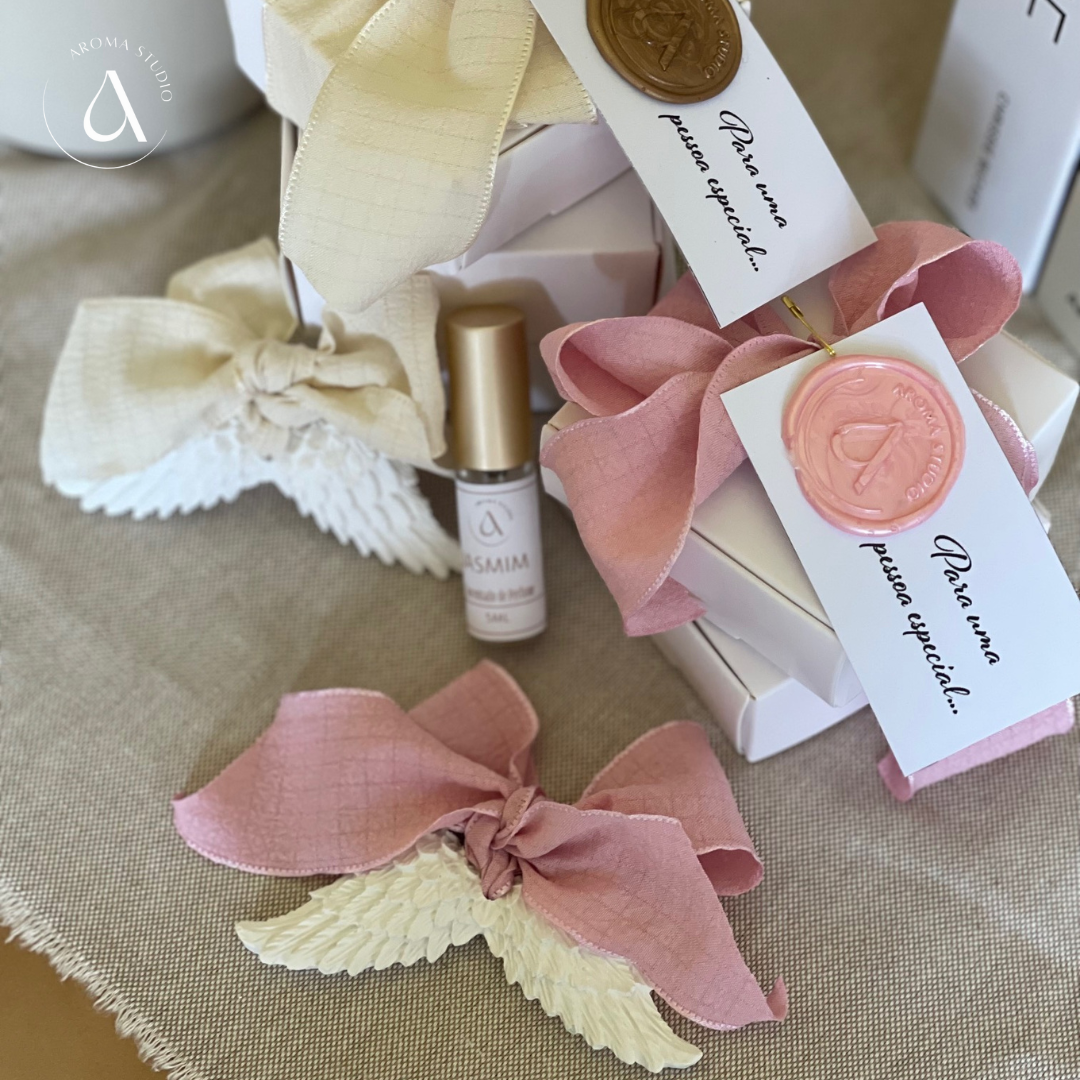 Gesso Perfumado Mini Asas de Anjo + Frasco Perfume Concentrado