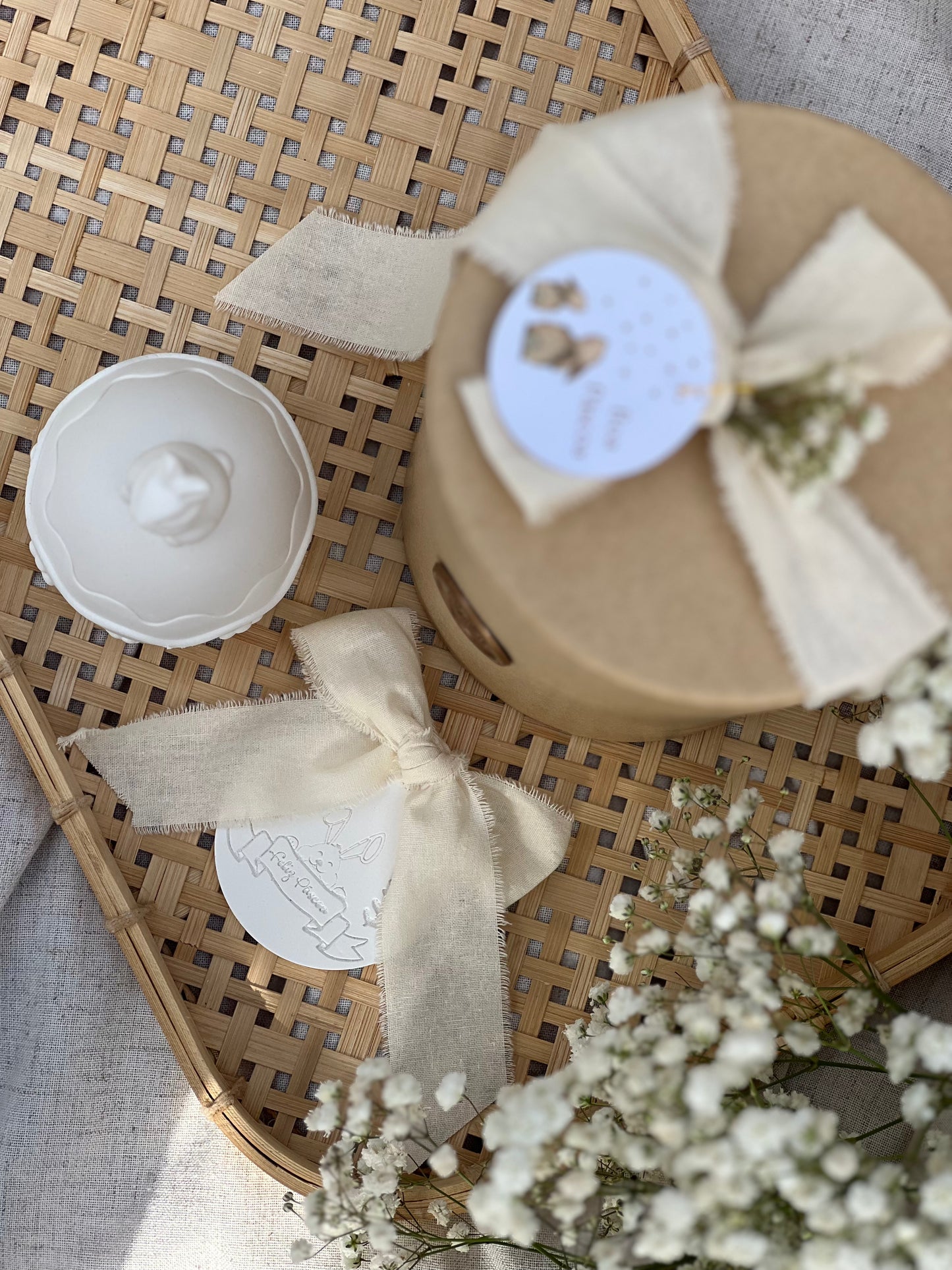 Ovo de Páscoa c/ Coelho em gesso